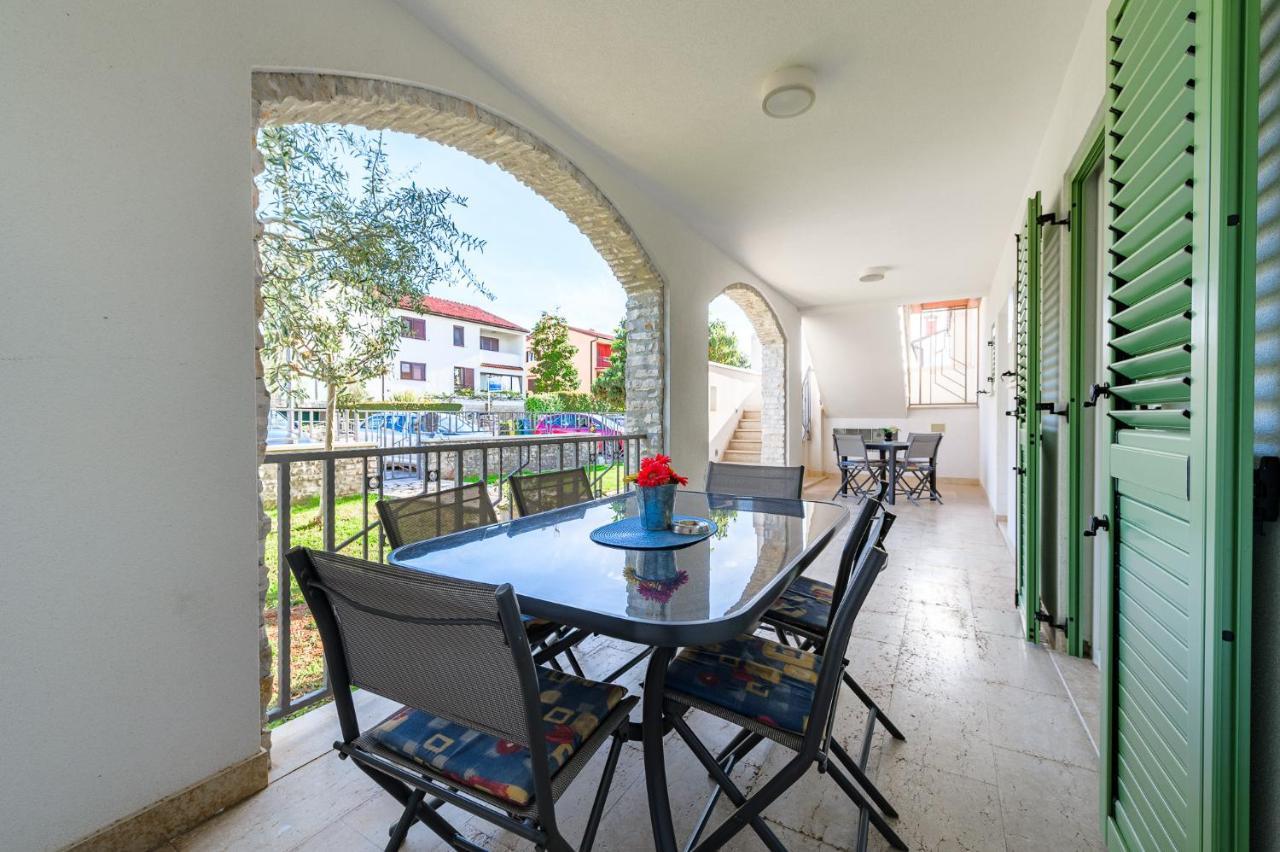 Apartman Inteuro Poreč Extérieur photo